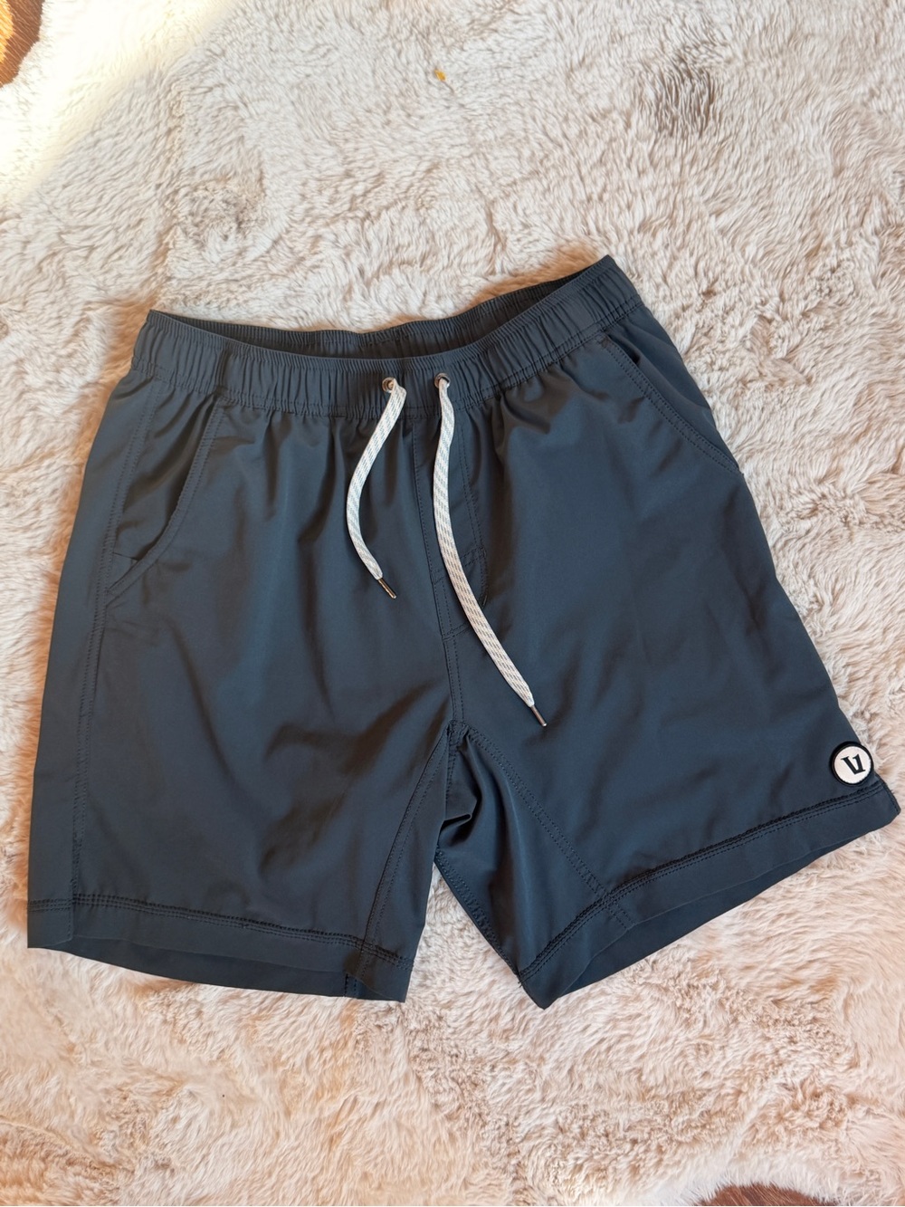 Vuori Men's Charcoal Athletic Drawstring Lined Shorts